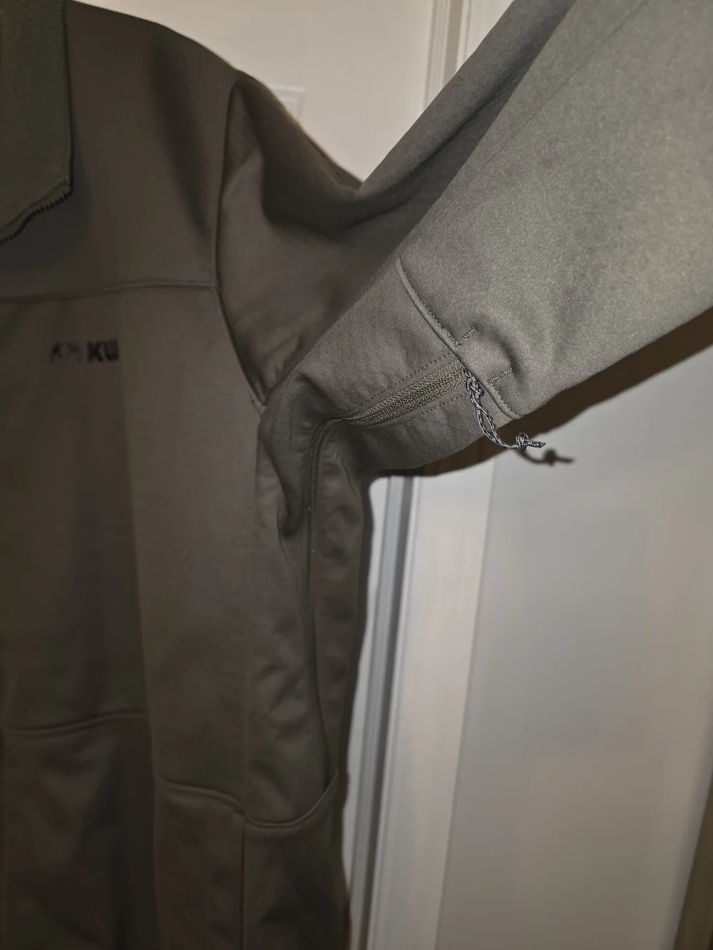 KUIU Men's Ash Green Encpunter Full-Zip Jacket - Picture 4 of 10